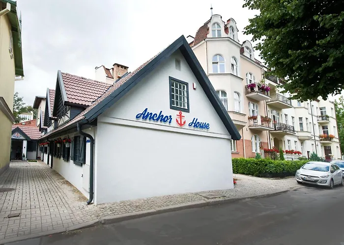 Anchor House